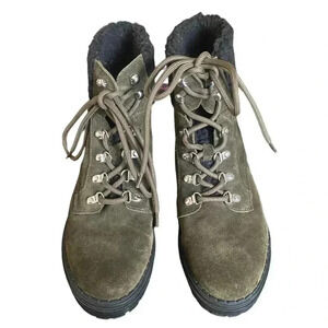 Marc Fisher Leigan Woman’s Boot Size 9